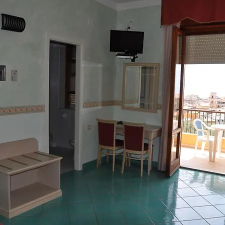 America Hotel 4*