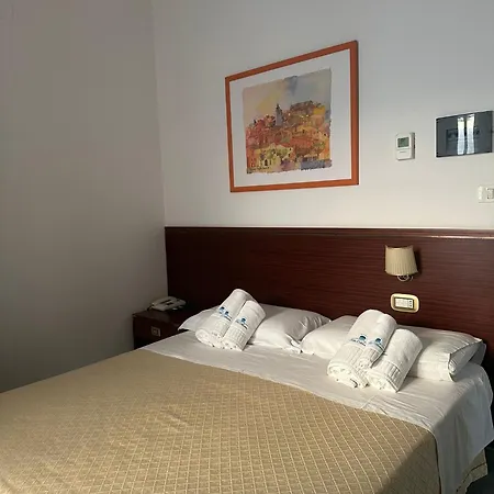 Hotel America