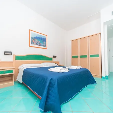 Hotel America 4*