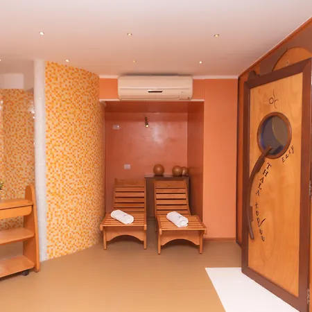 Hotel America 4*